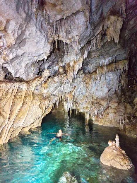 Laumehe Cave Expedition